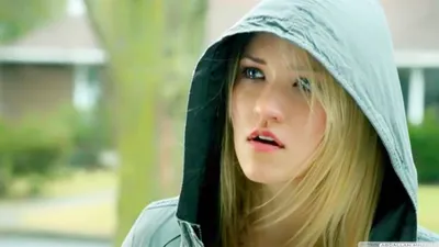 Обои Emily Osment Ultra HD для рабочего стола для телевизора 4K UHD