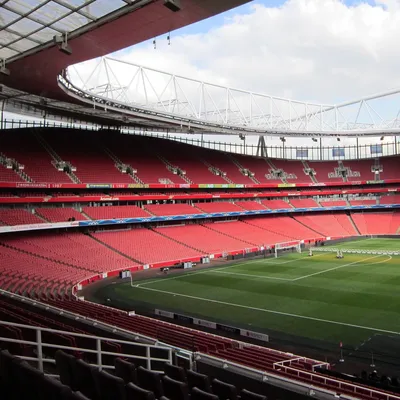 Арсенал представил обновленный фасад «Эмирейтс»: здесь будет играть  Зинченко и, возможно, Мудрик - FanDay