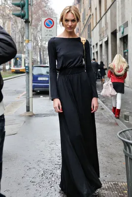Если нечего надеть: 5 стильных черных платьев до 5000 рублей | theGirl