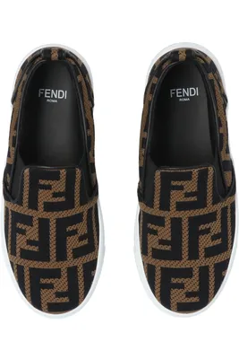 Обувь женская Fendi. Женские кроссовки Фенди. Стильная женская обувь Фенди  черного цвета на меху. (ID#1725808117), цена: 2950 ₴, купить на Prom.ua