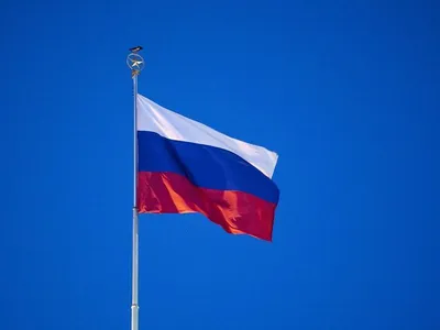 Над зданием администрации города Херсон подняли флаг России - KP.RU