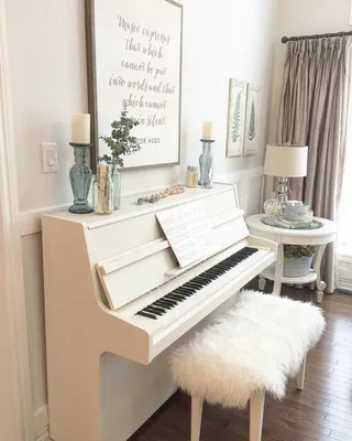 Комната с фортепиано - 79 фото
