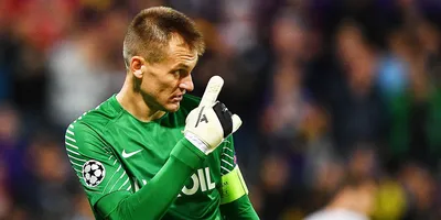 https://sport24.ua/ru/football/news/70840-jarmolenko-prilozhilsja-k-pobede-messi-rebrov-bolel-drugim-igrokom-izvestno-za-kogo-golosovali-predstaviteli-ukrainy-v-nominacii-fifa