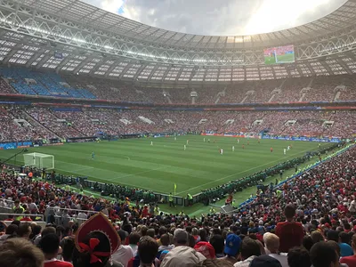Самые большие футбольные стадионы в мире