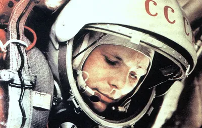 Обои скафандр, Гагарин, первый космонафт картинки на рабочий стол, раздел  космос - скачать