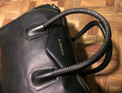 My Favorite Bag - Givenchy Antigona medium black lambskin : r/luxurypurses