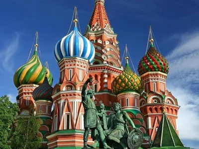 Экскурсии от Красной площади по Москве: цены 2023