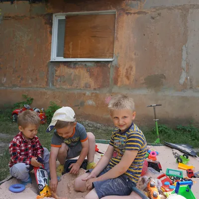 Непричесанный репортаж с поселка шахты Глубокой в Горловке: «Наши дети ищут  подвал даже в безопасном центре Донецка» - KP.RU