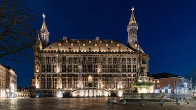 Фото Германия городской площади Aachen Дома Города