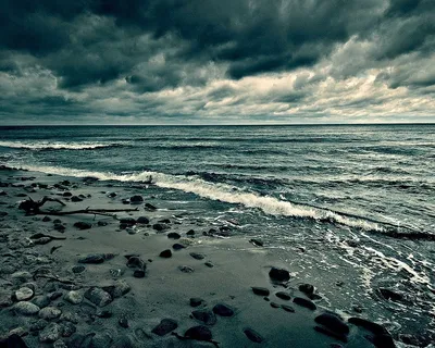Грустное море - 48 фото