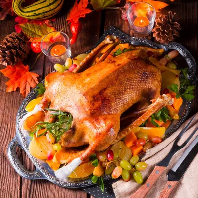 Гусь запечённый в духовке с яблоками и черносливом 🍖 - рецепт автора Дарья  Кондусова🌳 ✈️