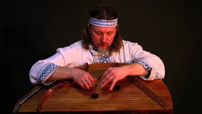 Традиционные русские гусли | Егор Стрельников | TEDxPokrovkaSt - YouTube