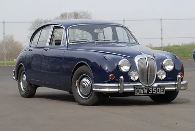 DAIMLER – THE JAGUAR YEARS - Classics World