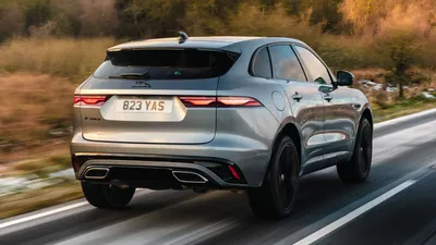 2019 Jaguar F-Pace SVR vs 2018 Jeep Grand Cherokee Trackhawk (technical  comparison) - YouTube