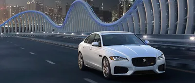 Jaguar XF hands on - CNET