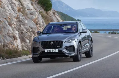 Jaguar представил новый компактный кроссовер E-Pace :: Autonews