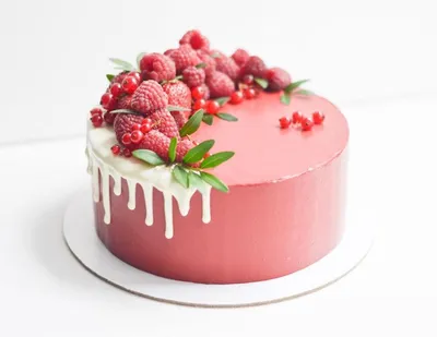 Украшение торта смородиной —10 вариантов декора с фото