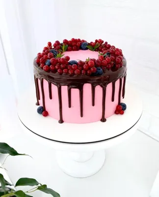 Украшение торта смородиной —10 вариантов декора с фото
