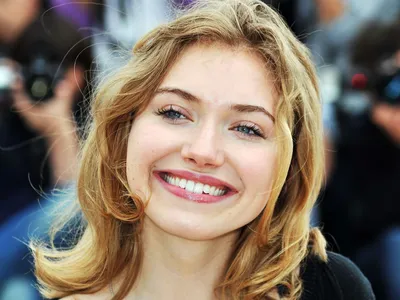 Imogen Poots HD iPhone 6+ HD 4k Обои, изображения, фоны, фото и картинки 1280x2120