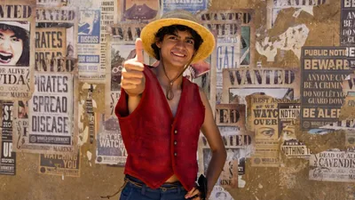 Иньяки Годой в роли Монки Д. Луффи в шляпе из адаптации Netflix «One Piece» - Детская площадка
