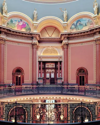 Iowa Capitol Building | Accidentally Wes Anderson