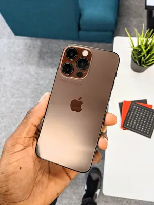 iPhone 13 Pro в бронзовом и матовом чёрном цвете показали на новых  изображениях