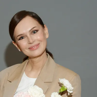 Ирина Безрукова вспомнила маму, которую потеряла в 11 лет: «Наконец-то я на  нее похожа» - Страсти