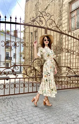 Итальянские мотивы ❤️💃🏼 Лето вдохновляет на легкие фактуры и струящиеся  платья ❤️ наше новое платье создано специально для тёплых летних… |  Instagram