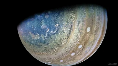 Опубликовано видео облета аппаратом «Юнона» Юпитера и его спутника Ганимеда  » 24Gadget.Ru :: Гаджеты и технологии