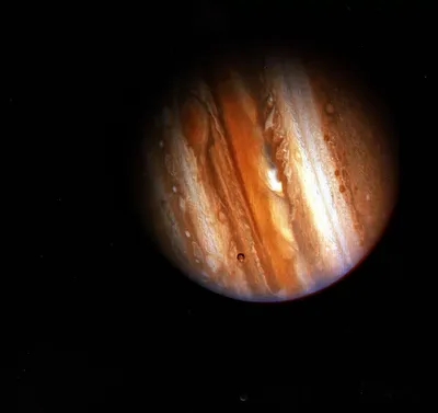 Изображение Юпитера, полученное от Вояджера-1 в 1979 году | Пикабу