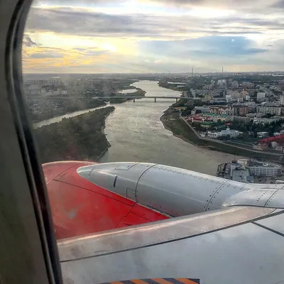 Фото «Иртыш из окна самолета» вызвало дискуссию об отъезде из Омска -  ОмскПресс
