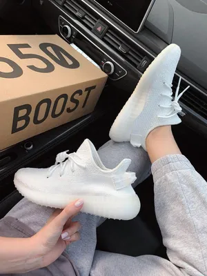 Женские кроссовки adidas yeezy boost 350 white — цена 2550 грн в каталоге  Кроссовки ✓ Купить женские вещи по доступной цене на Шафе | Украина  #44099496