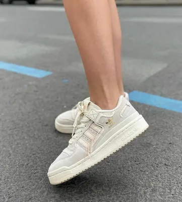 How to Wear Yeezy Shoes - 4 Outfits to Wear With Your Adidas Yeezys