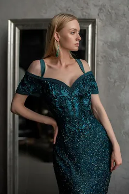Вечерние длинные платья цвета изумруд купить в Москве – Цена в  интернет-магазине PrincessDress