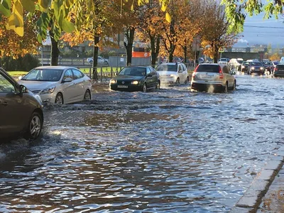 Дождь затопил улицы Калининграда