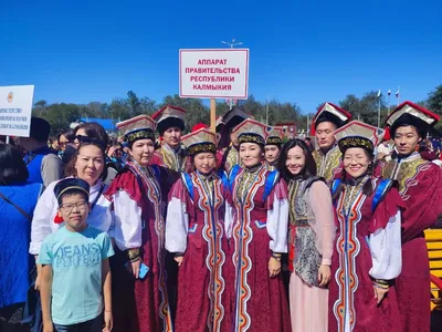 Калмыцкий национальный костюм женский (50 фото)