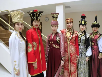 Час традиционной культуры «Калмыцкий национальный костюм» 2022, Узловский  район — дата и место проведения, программа мероприятия.