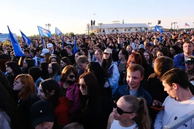 Россия и Kamazz собрали в центре Астрахани 12,5 тысяч человек | КУЛЬТУРА |  АиФ Астрахань