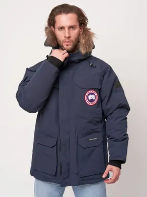 Пуховик женский с воротником из меха енота Canada Goose купить за 11610 грн  в магазине UKRFashion. Товары бренда Canada Goose. Лучшее качество