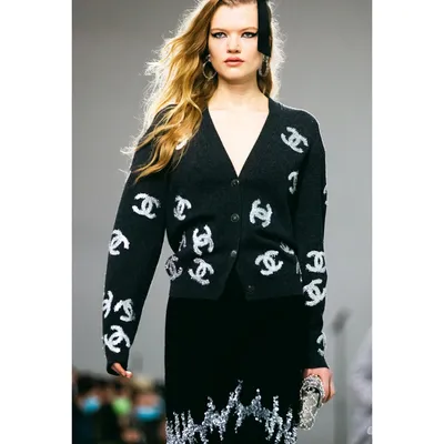 Shop CHANEL 2023 SS Cardigan by aamitene | BUYMA