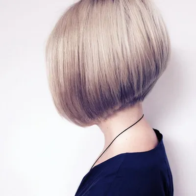Боб-каре с челкой 🔥 [65+ фото] — женская стрижка на короткие и средние  волосы