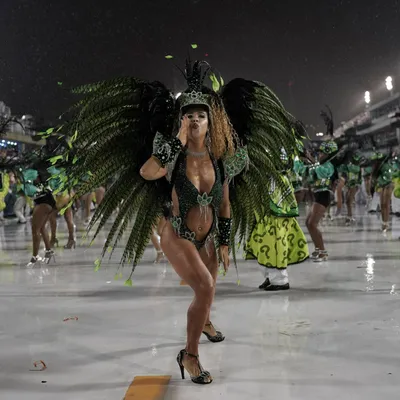 В Рио-де-Жанейро стартует знаменитый на весь мир карнавал - РИА Новости,  17.02.2023