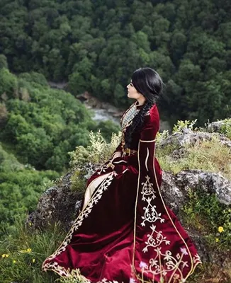 Кавказский женский национальный костюм | Пикабу