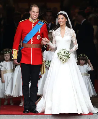 Свадебное платье довело Кейт Миддлтон до слез и другие факты о наряде  невесты