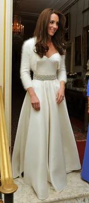 Кейт Миддлтон надевала второе платье на свою свадьбу — как оно выглядело