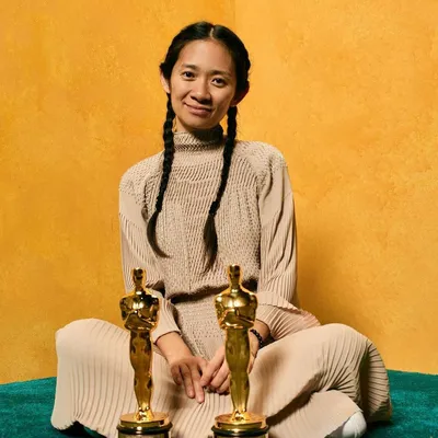 Хлоя Чжао становится первой цветной женщиной, получившей высшую награду DGA – KXAN Austin