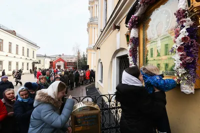 День памяти блаженной Матроны Московской в 2023 году: когда отмечают и как  молятся святой