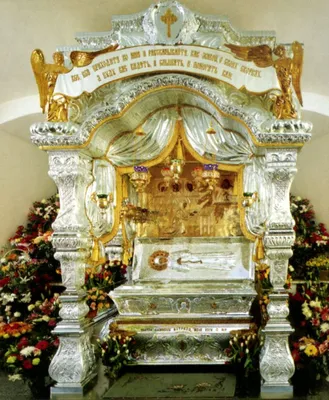 Храм матроны в москве фото