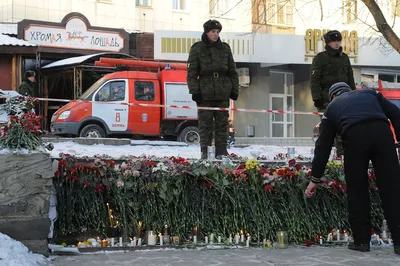 Пермяки чтут память погибших и разыскивают выживших - РИА Новости,  05.12.2009