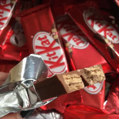 Купить Батончик Kit Kat Chunky шоколадный 40 г 12403858 3800020417577 ➜  Курьерская доставка по Одессе. ➜ Доставка по Украине. ☎ 0 (800) 330-070,  (099) 33-507-12